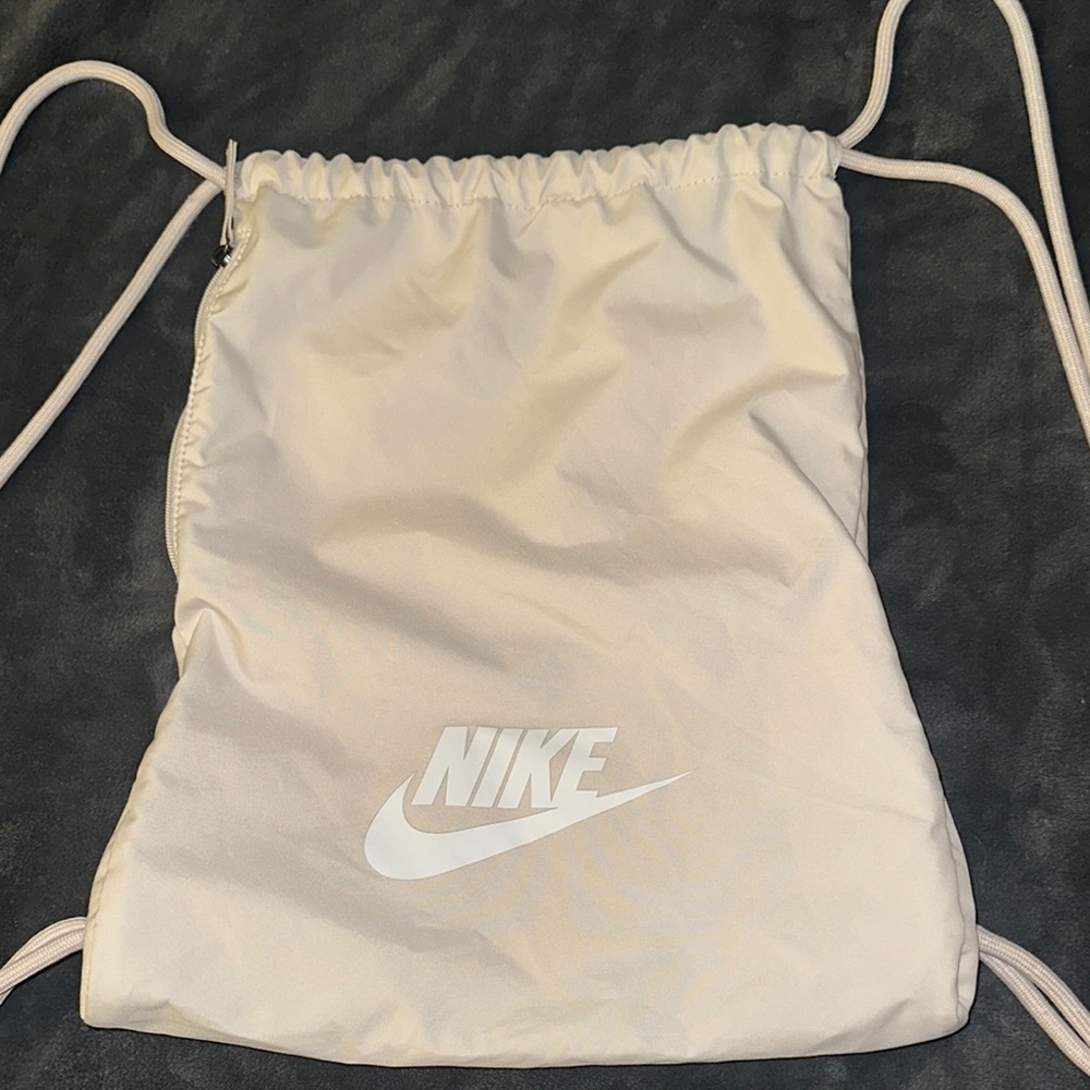 Nike | Cream Drawstring Bag